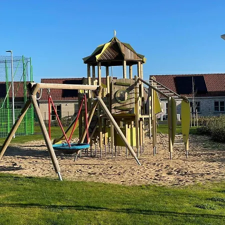 Casa vacanze Wh95 Gezellig Vakantiehuisje -4p- Met Tuin En Parking Koksijde
